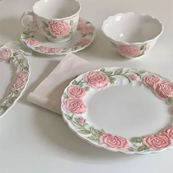 Estilo único europeu criativo rosa flor ocidental prato de comida cerâmica japonês tigela arroz xícara café pires prato