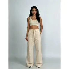 Calça Cintura média Versátil - Perfeita para Looks Casuais e Elegantes