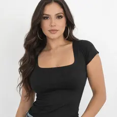Blusa feminina decote quadrado Baby Look  suplex Leve confortável básica manga Curta