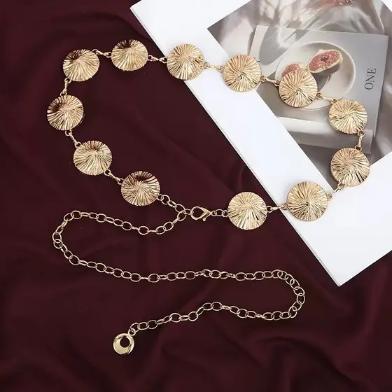 Cinto Corrente feminino sofisticado ideal para looks casuais ou sociais