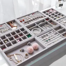 Bandeja Porta Bijuterias de Veludo - Organizador Closet Gavetas! Ideal para relógios e joias, suave, mantém acessórios i