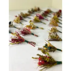 Mini buquês para decoração de bem casados,cesta,cartões,chá de casa nova| lembrança para convidados| Lapelas
