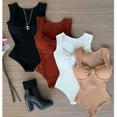 Body Feminino Regata Ribana Canelado Laço/Nó no Busto com Bojo | Manga Regata Confortavel