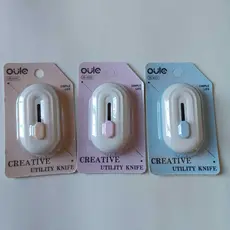 Mini estilete retrátil e portátil. Corte preciso.