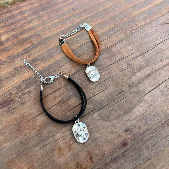 Pulseira couro chapéu country estilo sertanejo rodeio