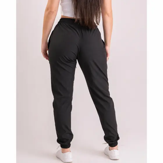 Calça Feminina Jogger Em Tactel Com Elastano Bolsos E Cordão