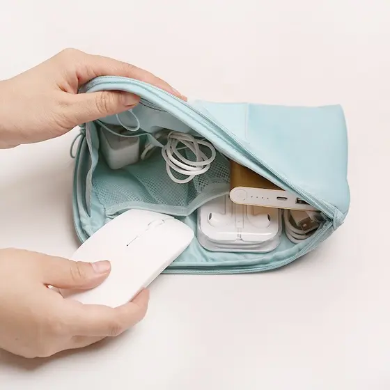 Fonte de Energia Multifuncional para Viagens, Carregador com Cabo de Dados, Organizador Digital, Bolsa de Cosméticos