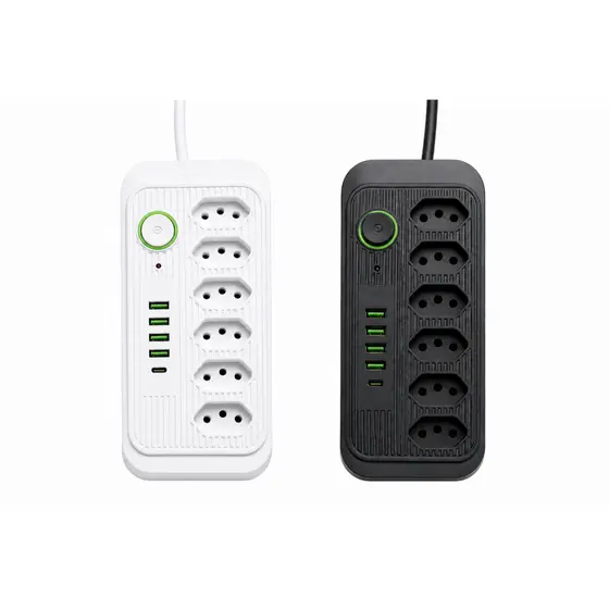 Extensão 5 Tomadas 4 USB 1 Type-C Universal Bivolt Power 110v/220v 2m