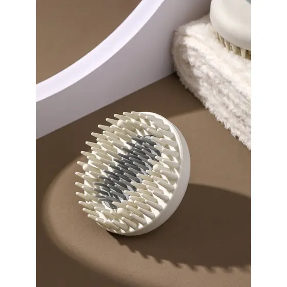 Shampoo japonês ferramenta útil Silicone shampoo escova de massagem cabeça escova de limpeza do couro cabeludo Anti-coce