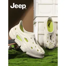 JEEP Hole Shoes Masculino Verão Exterior Desgaste Chinelos 2026 Novo Estilo Sandálias Esportivas Masculinas Sandálias de