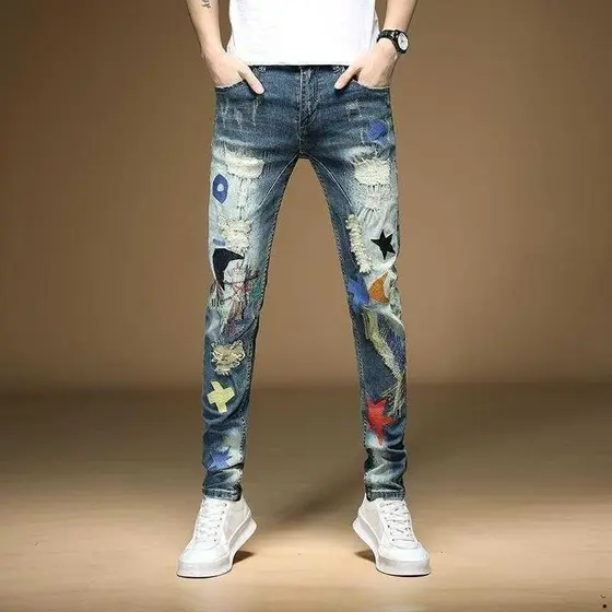 Patch Scratchy Beggar Calças Masculinas Slim-fit Pés Pequenos Bordados Calças Masculinas Versão Coreana Primavera Jeans