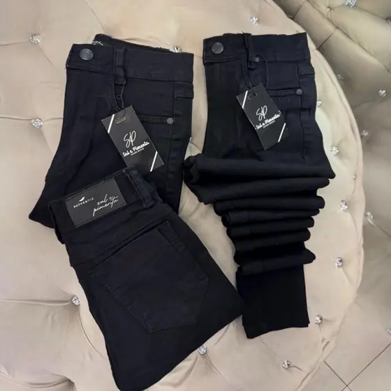 Calça Jeans Sal e Pimenta Linha Premium Original Cintura Alta Com Lycra Modelagem Empina Bumbum