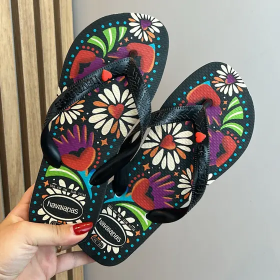 Chinelo Havaianas Top Begonia Coração FC Preto ORIGINAL