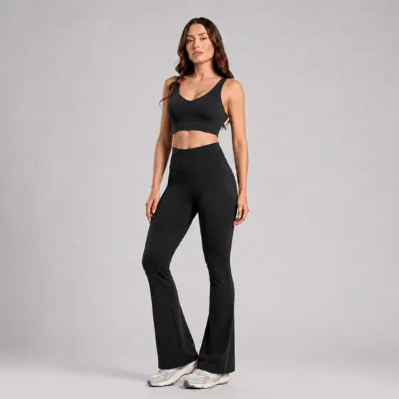 Conjunto Cal莽a Flare Bailarina + Top Decote V Com Zero Transparencia Fitness Academia e Uso Diario