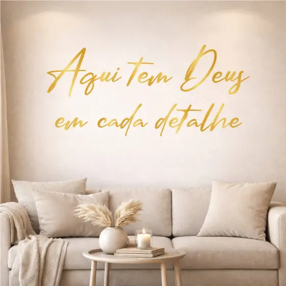Frase Decorativa Dourada Aqui Tem Deus em Cada Detalhe Quadro Decorativo Quadros Frases para Parede