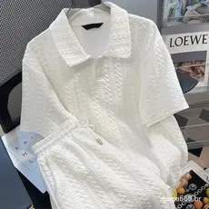 Conjunto de Verão Solto Estilo Coreano para Mulheres, Camiseta de Manga Curta em Cor Sólida + Conjunto Casual Versátil