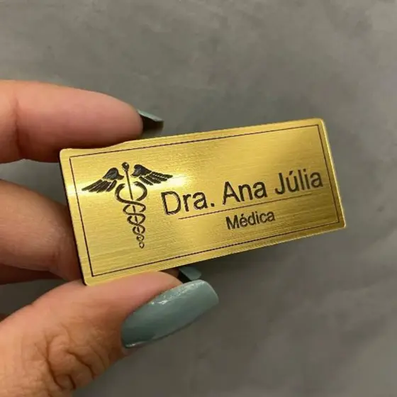 Broche Crachá Bottons Personalizado Acrílico Magnético Com Logo