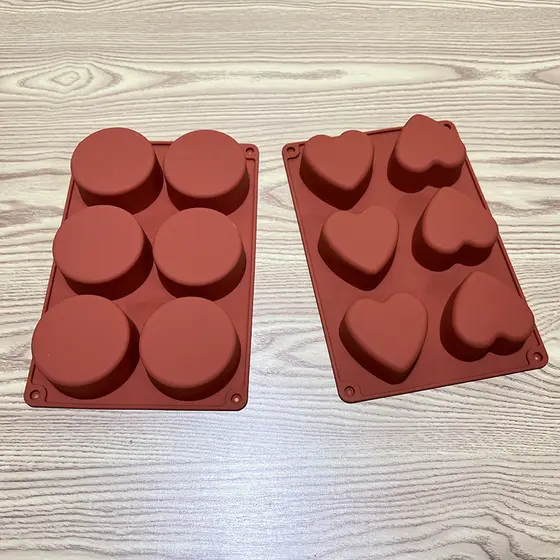 Molde de Silicone 6 Cavidades Coração para Cupcake – Forma Redonda Muffin Pudim Sobremesa