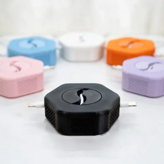 Organizador Retrátil de Cabos USB - Enrolador de Fio Carregador Fone - Prático e Portátil (6 Cores)