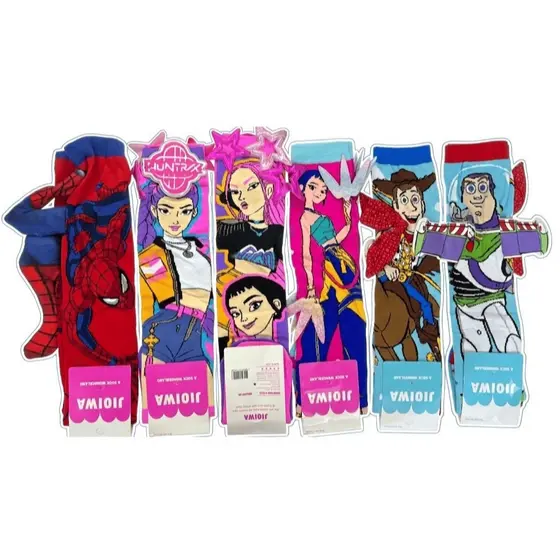 Meia Maluca Divertida Personagens 3D Cano Alto: Guerreiras do K-Pop | Homem Aranha | Semana Maluca | Volta Às Aulas
