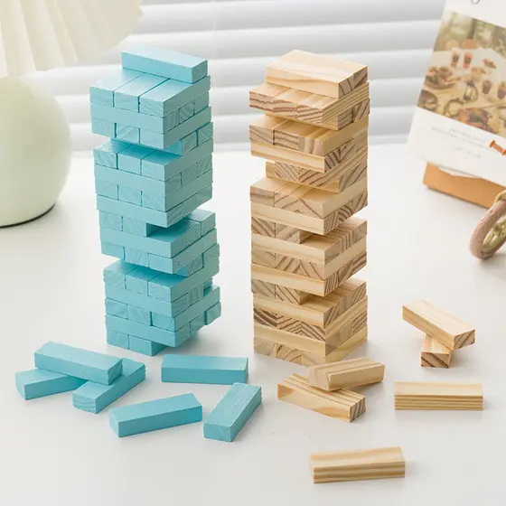 Equilíbrio educacional das crianças empilhamento alto desenho blocos de construção desenhar desenho divertido jogo de ta