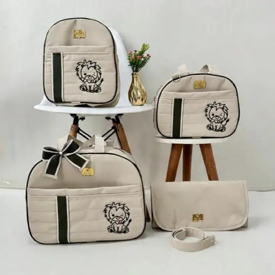 KIT BOLSA MATERNIDADE KIT LEÃO FITA- BORBOLETA COM FITA BOLSA MATERNIDADE 4 PEÇAS KIT MENINO-MENINA.