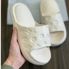 Chinelo Slide Nuvem Feminino Unissex com Solado Antiderrapante Condfortavel - Envio Rápido
