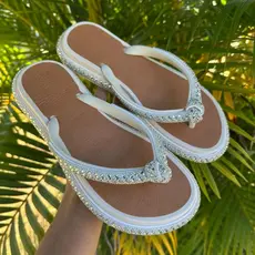 Sandalia Chinelo Rasteirinha Feminina Nó Strass Brilhante Super Lançamento Luxo Conforto