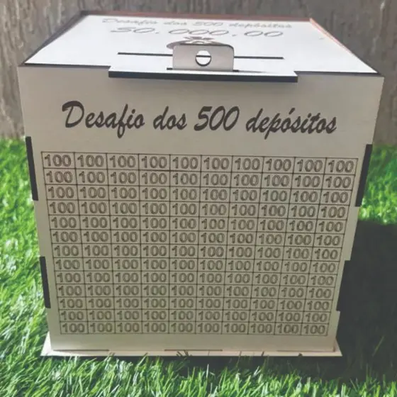 Cofre Desafio 50 Mil em 500 Depósitos Caixa Para Guardar Dinheiro Com Alça De Cadeado Em MDF Branco