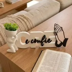 Letreiro Decorativo Ore e Confie + Vaso Robert Plant Moderno para Sala Quarto Escritório Ideal para Decoração de Casa