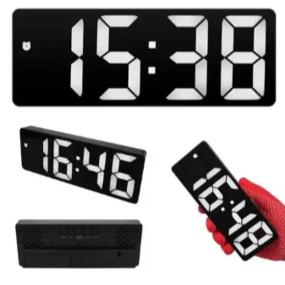 Relógio Digital de Parede LED com Alarme, Brilho Ajustável e Controle de Voz - Preto e Branco
