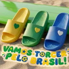 Chinelo Slide Nuvem menina Brasil coração antiderrapante leve  super macio Estilo Copa do mundo