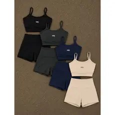 Conjunto Fitness Feminino Top e Short
