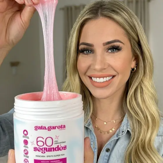 Mascara de Tratamento para cabelo Loiro, com luzes, com Colágeno e Efeito 3D Gata Garota 60