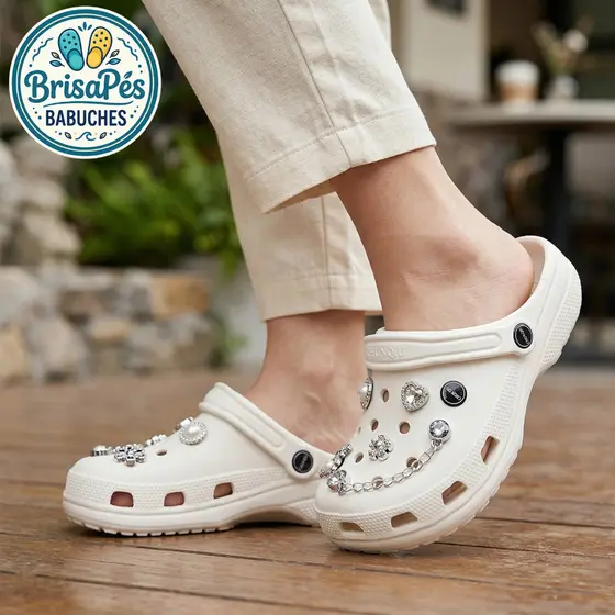 Babuche Feminino EVA Leve Confortável Antiderrapante com Acessórios Decorativos Sandália Casual Macia