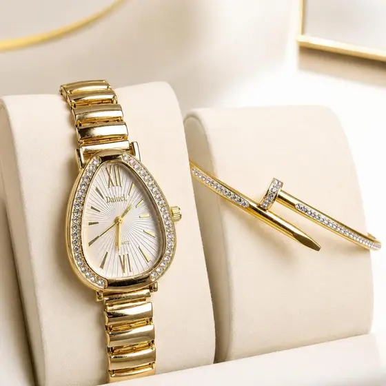 Kit Conjunto Relógio Feminino Gota Serpenti Dourado Ajustável Bracelete em Aço Inoxidável ou Pulseira Strass