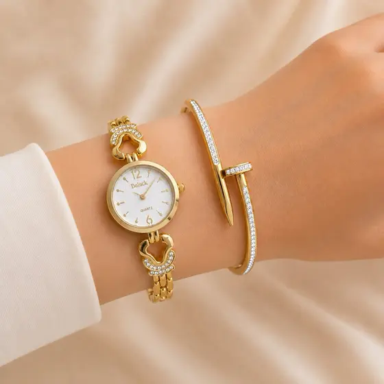 Relógio Feminino Clássico Quartz Cravejado Dourado Elegante Delicado com Bracelete Aço Inoxidável ou Pulseira Strass