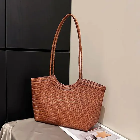 Retro sacola senhoras 2026 novo estilo High-End textura nicho Commuter tecido portátil cesta de vegetais bolsa de ombro