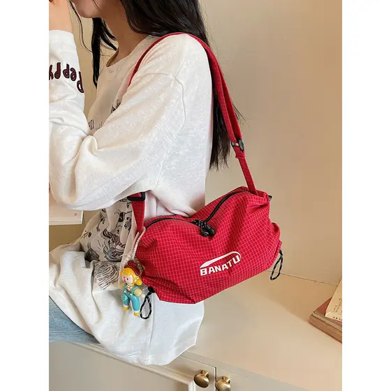 Dopamina vermelho Crossbody bolinho saco feminino 2026 verão novo estilo cem simples jogo lona pequeno saco leve saco do