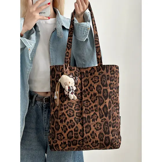 Bolsa de lona com estampa de leopardo feminina 2025 outono inverno estilo coreano novo estilo sacola de grande capacidad