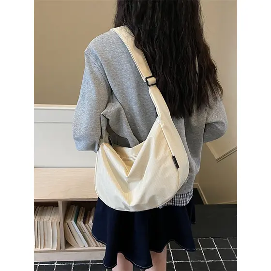 Casual grande capacidade saco de pano saco do mensageiro All-Match bolsa de ombro moda feminina saco 2026 novo estilo na