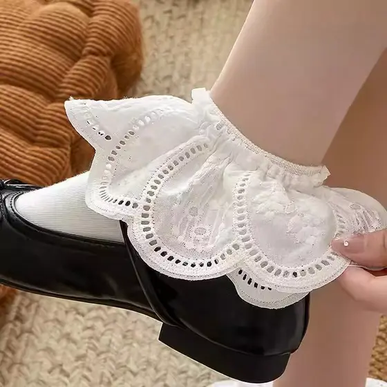 Meias de renda branca femininas estilo primavera verão estilo balé com sapatos de treinamento alemão ins estilo coreano