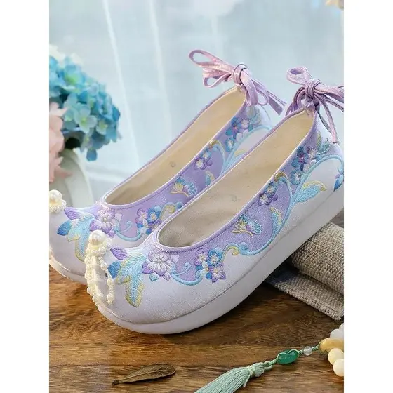 Antigo Hanfu sapatos meninas 2026 primavera outono novo estilo despertado borla frisado único sapatos Ming feito traje a