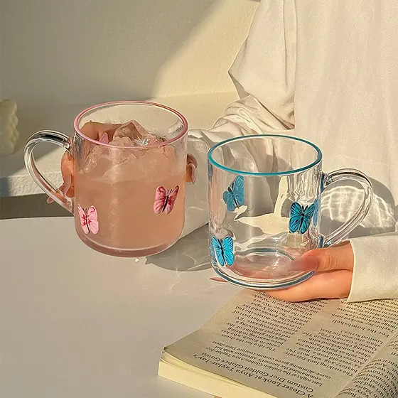 Primeiro rolo cor borboleta copo de vidro com alça copo de suco criativo transparente copo de água menina coração copo d