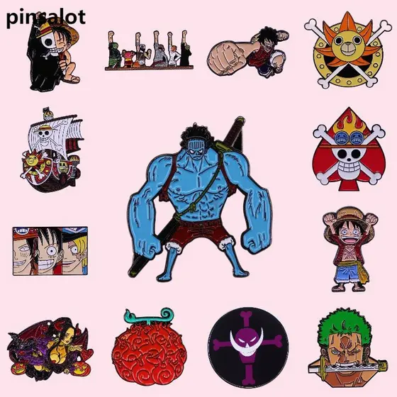 One PIECE - Broches de melhor qualidade Broches Monkey D. Luffy de Sangue Anime Pirata Navio Esmalte pin Roupas Mochila