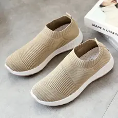 2024 primavera verão respirável moda sapatos casuais femininos sola macia meias sapatos de malha confortável tênis de co