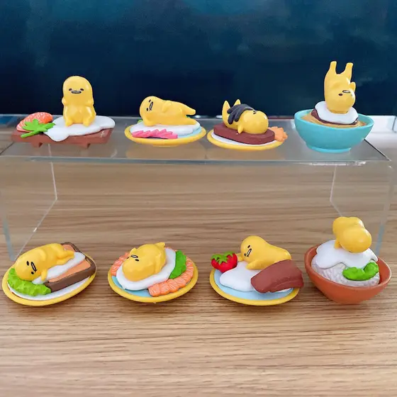 Conjunto de 8 peças de figuras de anime Gudetama de 4,5 cm, pequenas figuras de ação, decorações de mesa, brinquedos par
