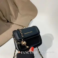Nova Bolsa Mini Transversal Feminina, Bolsa de Ombro com Corrente Texturizada, Bolsa Transversal Pequena Quadrada ILGO