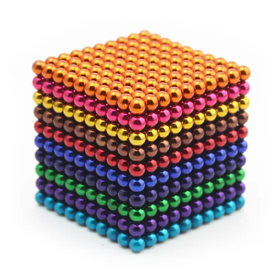Quebra-cabeça de Bola Magnética 3D Cubo Magnético Colorido e Prata Duas Cores Disponíveis Alívio Criativo do Estresse 8M