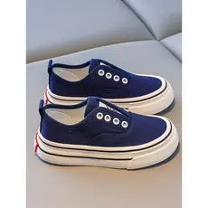 Crayon Shin-Chan sapatos de lona infantis 2026 primavera novo estilo meninas deslizamento em tênis sapatos casuais menin
